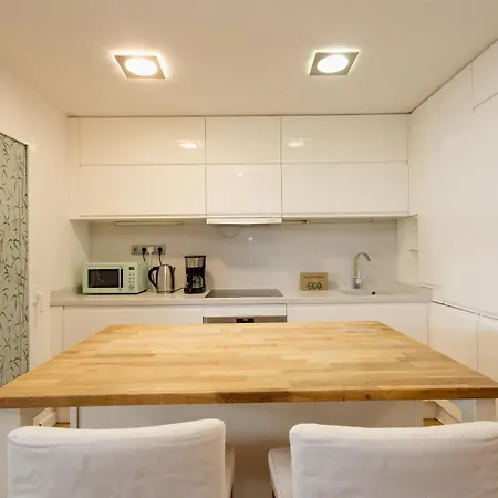 Ground Floor With Terrace And Pool In Puerto Banus, Marbella